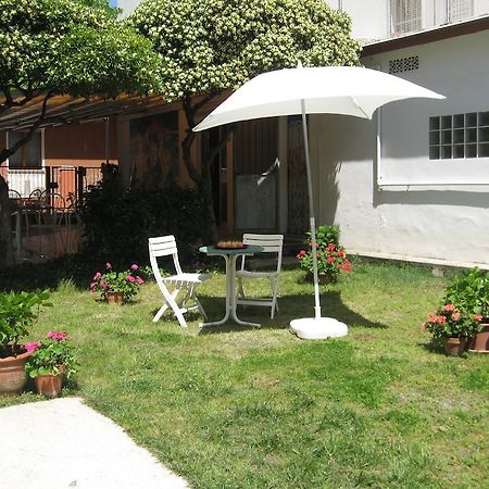 Hotel Eleonora Rimini Exteriör bild