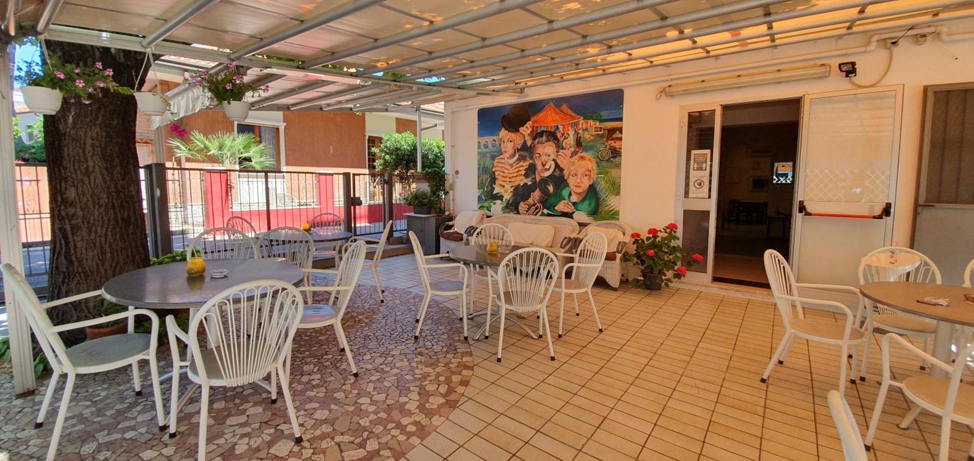 Hotel Eleonora Rimini Exteriör bild